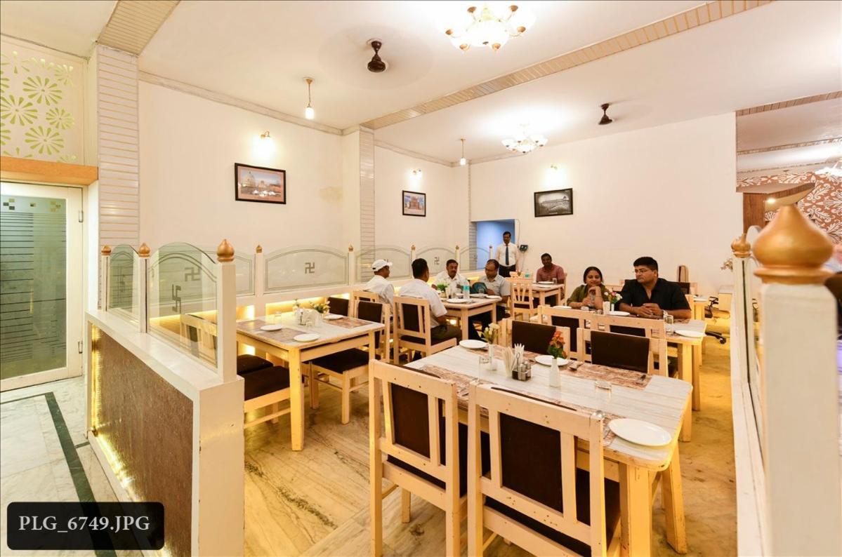 Hotel Chanakya Agra (Uttar Pradesh) Exterior photo